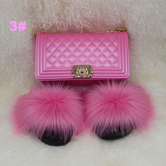 Purse and Fur Slides Set - Picture 5 of 12
